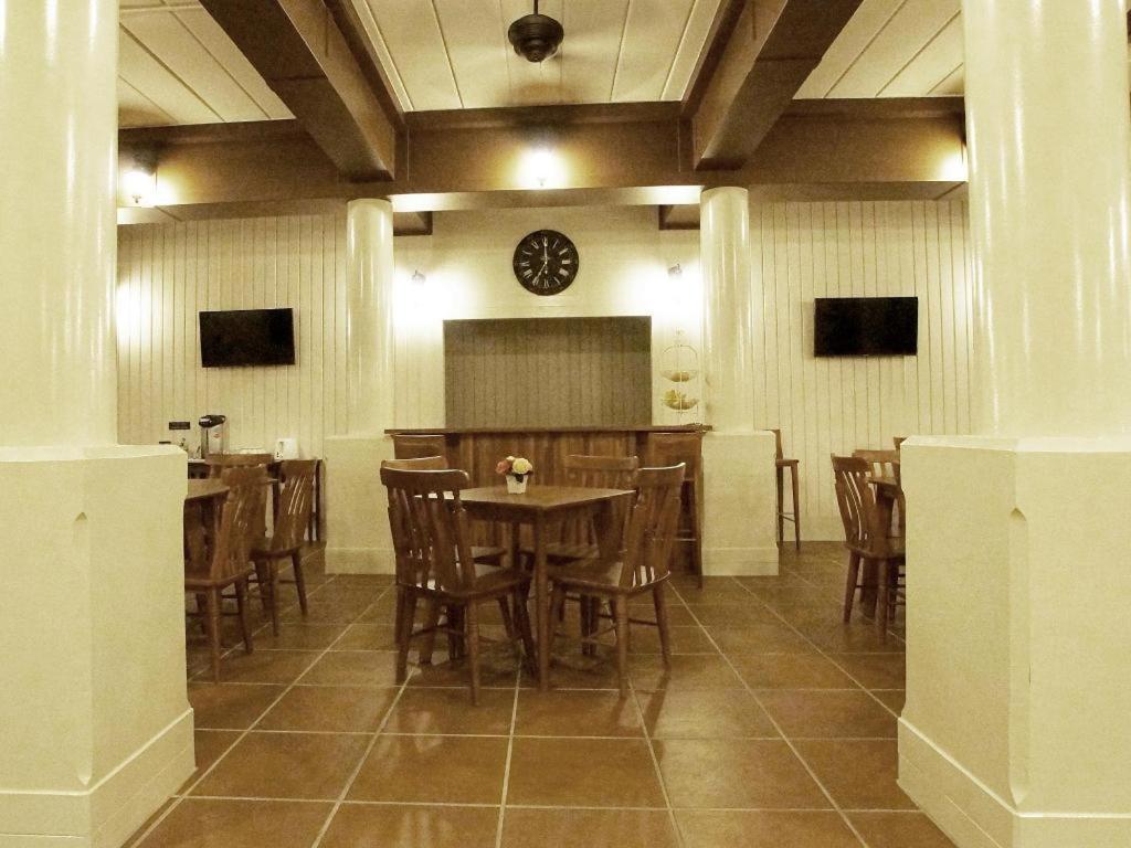 Отель Baan Pimpisa Бангсаре Экстерьер фото